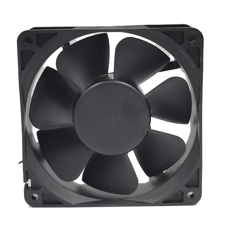 120x120x38mm DC axial Fan-1